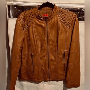 V Cristina faux leather tan jacket with studded shoulders and pockets - size L